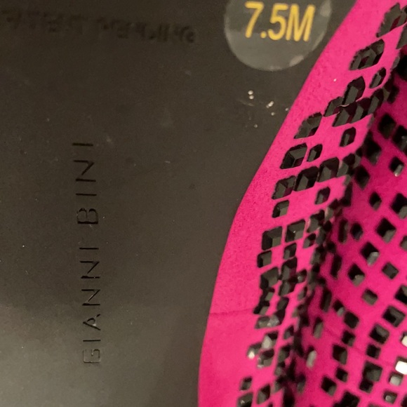 Gianni Bini pink suede Heel with Sparkles size 7.5 - Picture 11 of 12